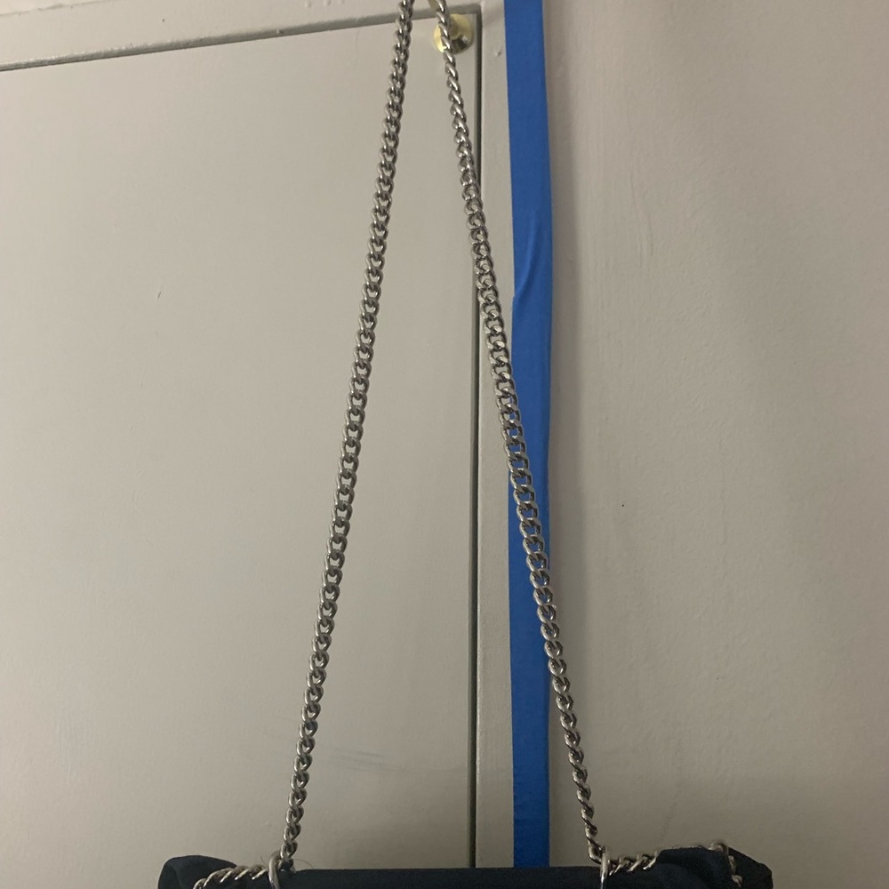 Christian Siriano blue ruffle chain strap bag - Picture 10 of 11